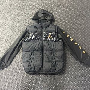 Kids Jordan puffer jacket